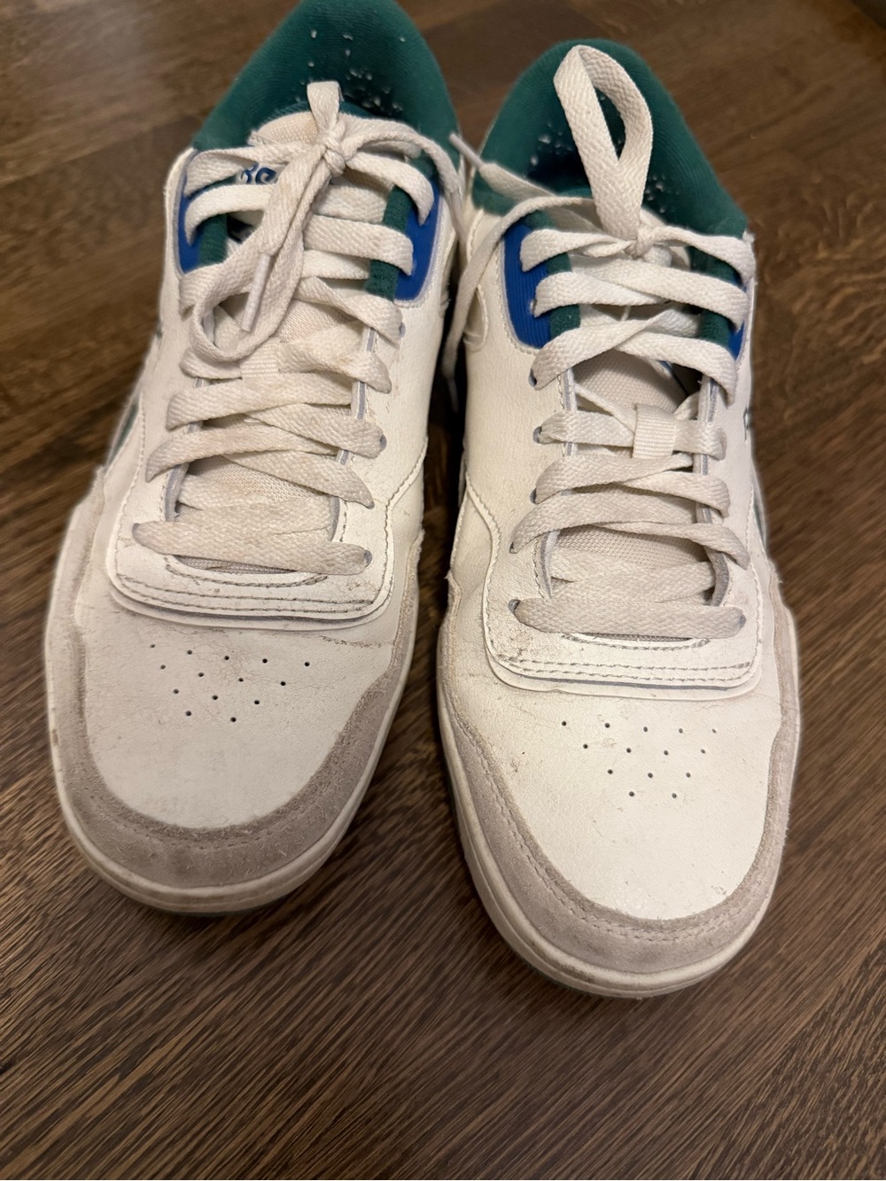 Reebok White Sneakers with Green and Blue Accents - Picture 2 of 7